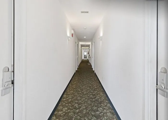Motel Red Country *